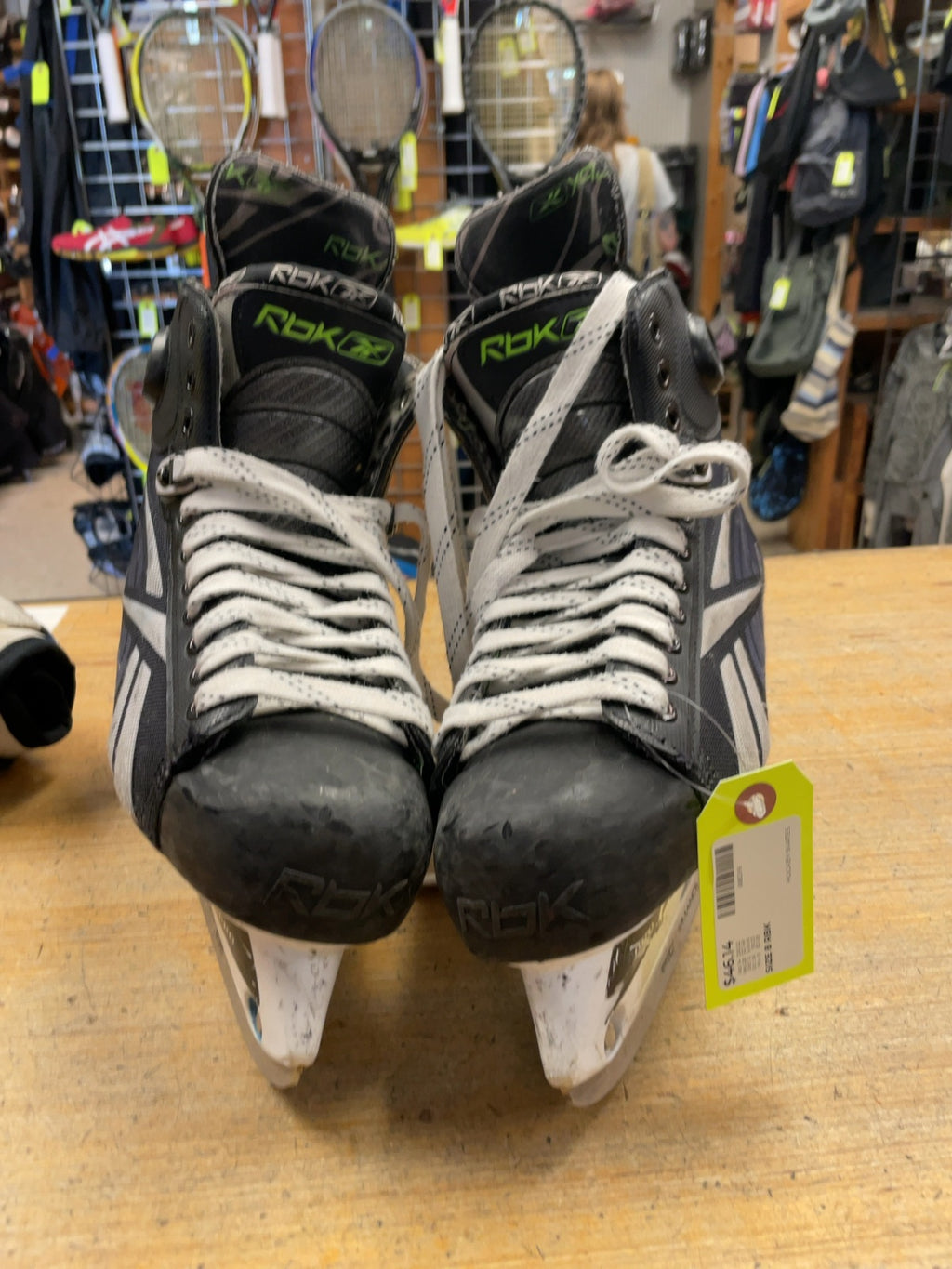Reebok RBK 7K Pump Size 8 Hockey Skates