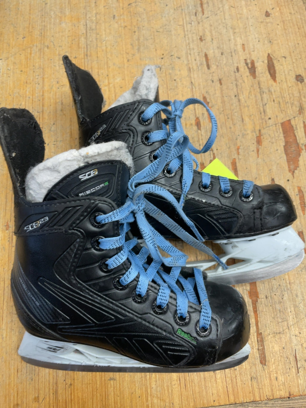 Reebok Ribcor Size 12C Hockey Skates