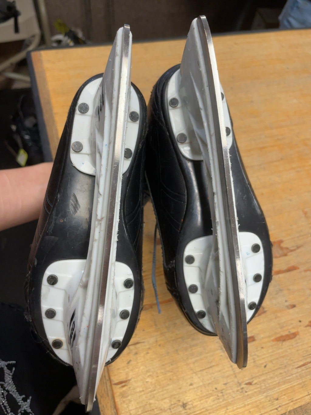 Reebok Ribcor Size 12C Hockey Skates