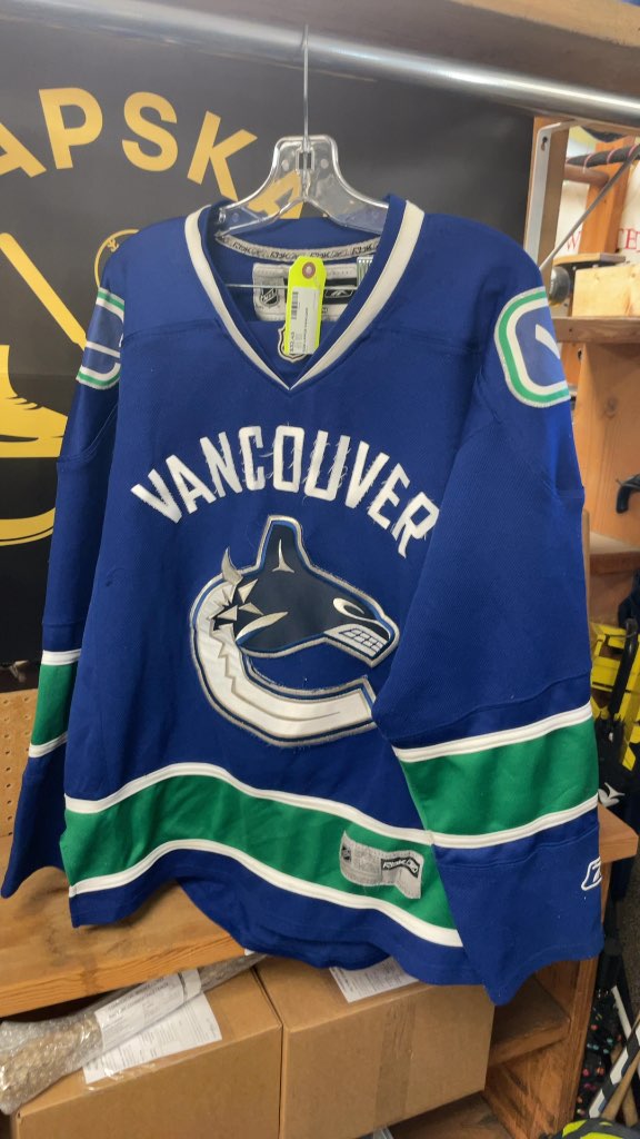 Reebok Vancouver Canucks NHL Hockey Jersey