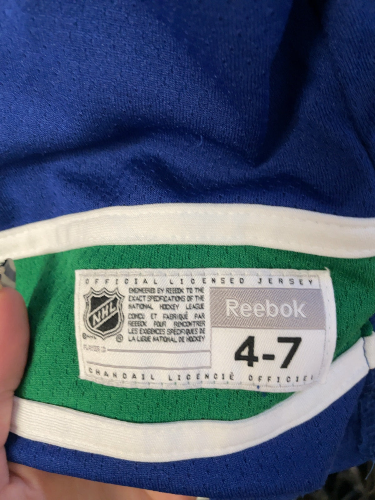 Reebok Vancouver Canucks Youth Child (4-7) Hockey Jersey