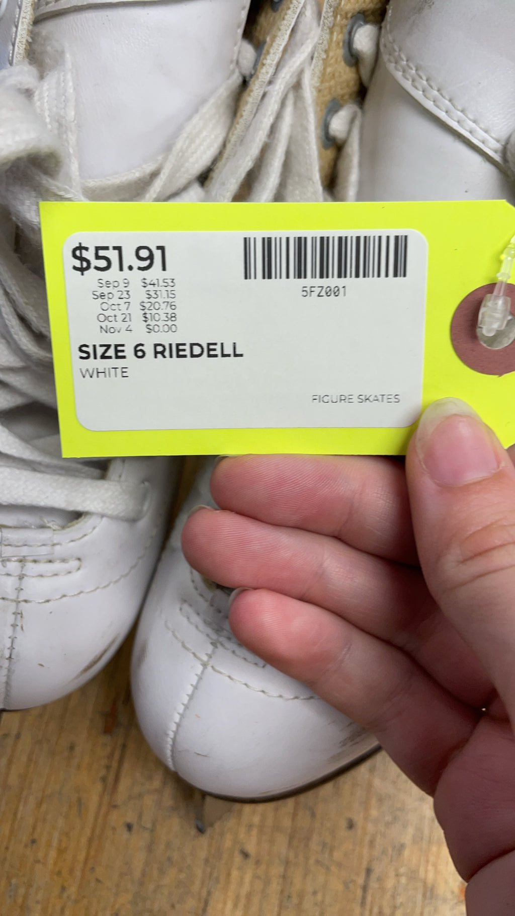 Riedell White Figure Skates Size 6