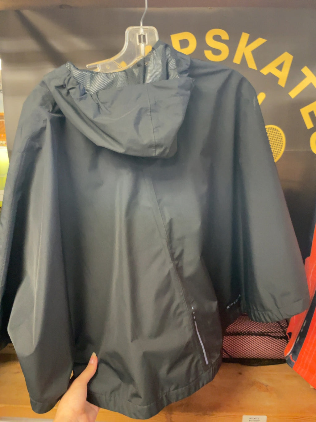 Ripzone Poncho Size Small Black Rain Jacket