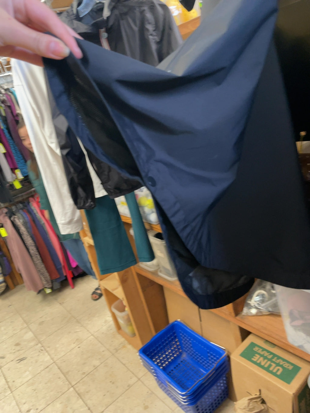 Ripzone Poncho Size XL Black