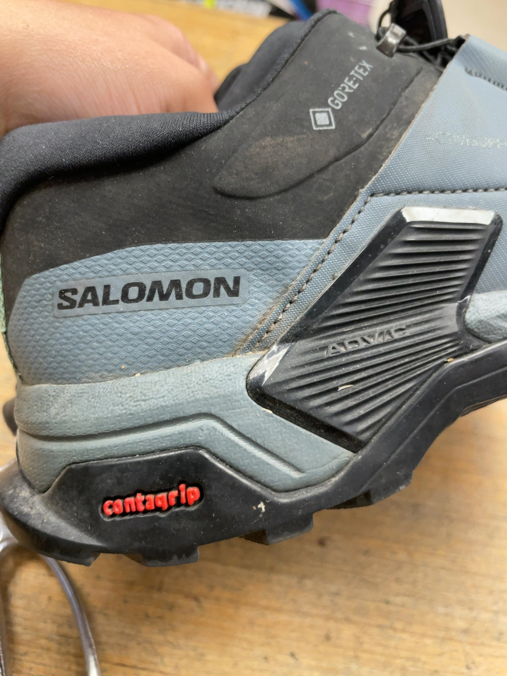 Salomon X Ultra 04W Size 8 Hiking Shoes