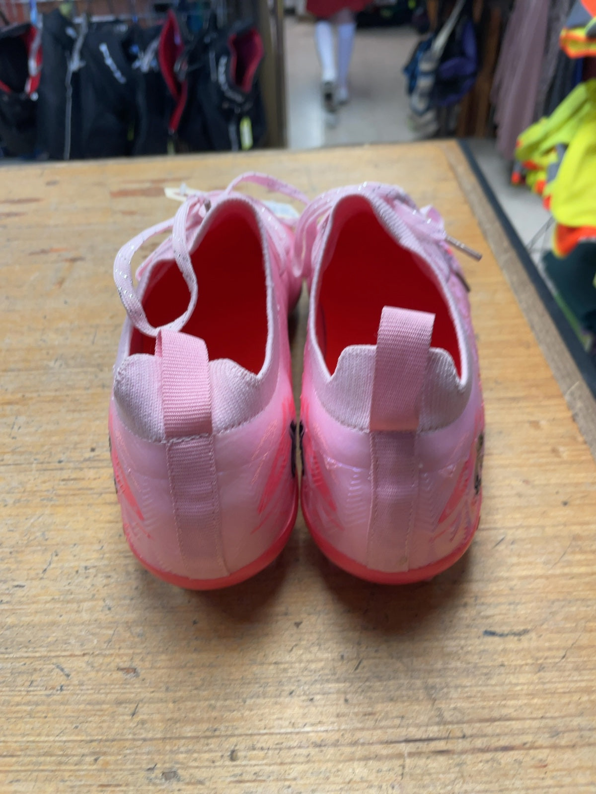 Senliebi Soccer Cleats Size 10 Pink