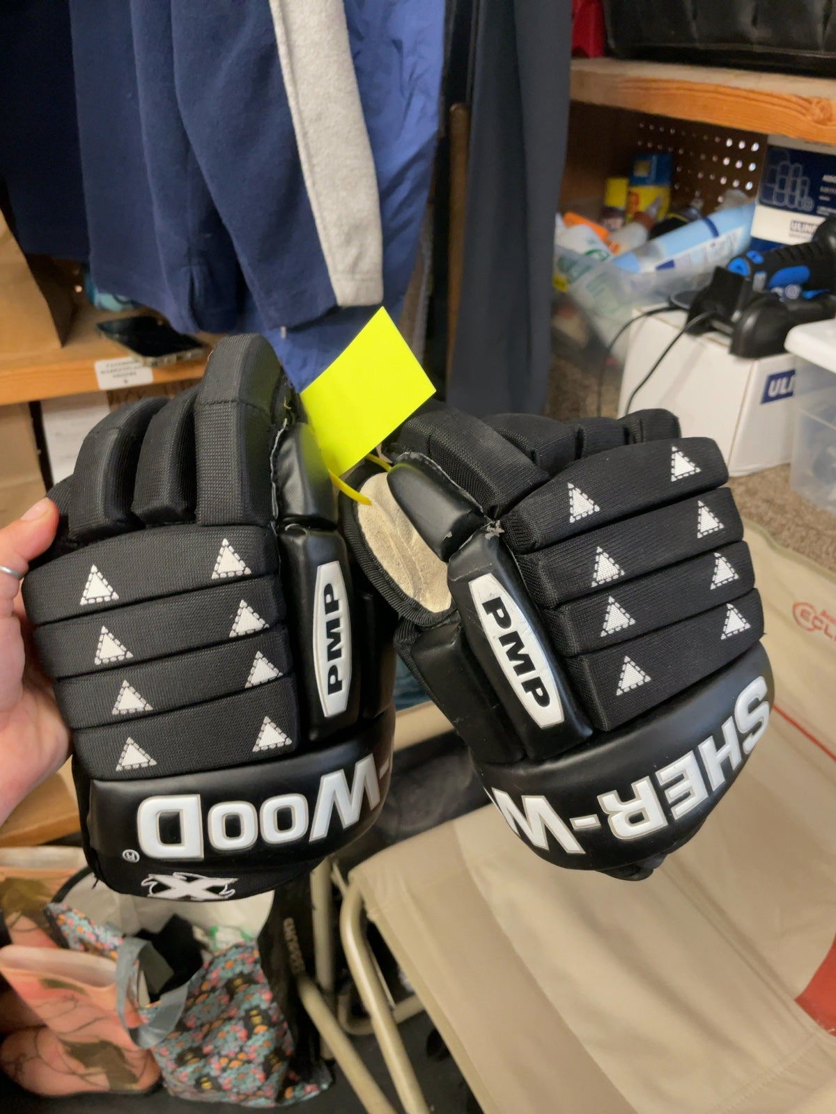 Sher-Wood PMP 12.5" Hockey Gloves