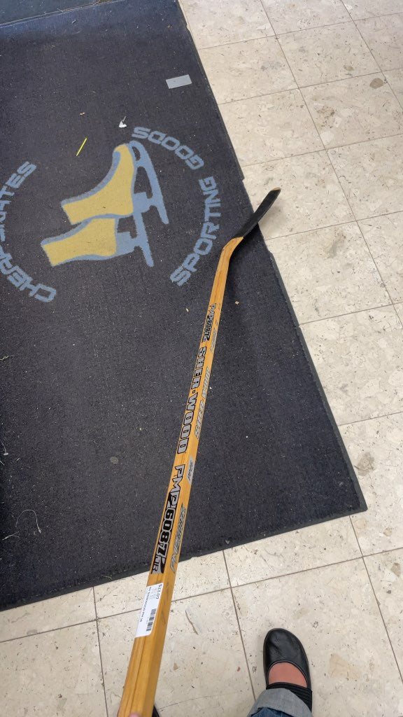 Sher-Wood PMP 6087 Junior Wood Hockey Stick - RH