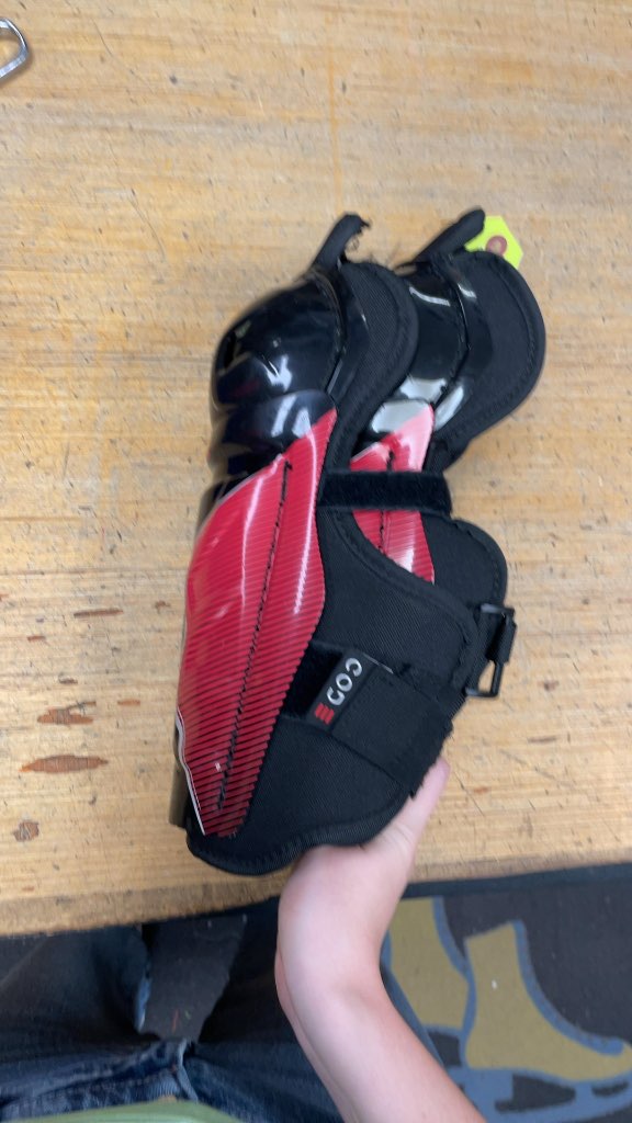 Sherwood Code Youth 10" Hockey Shin Pads