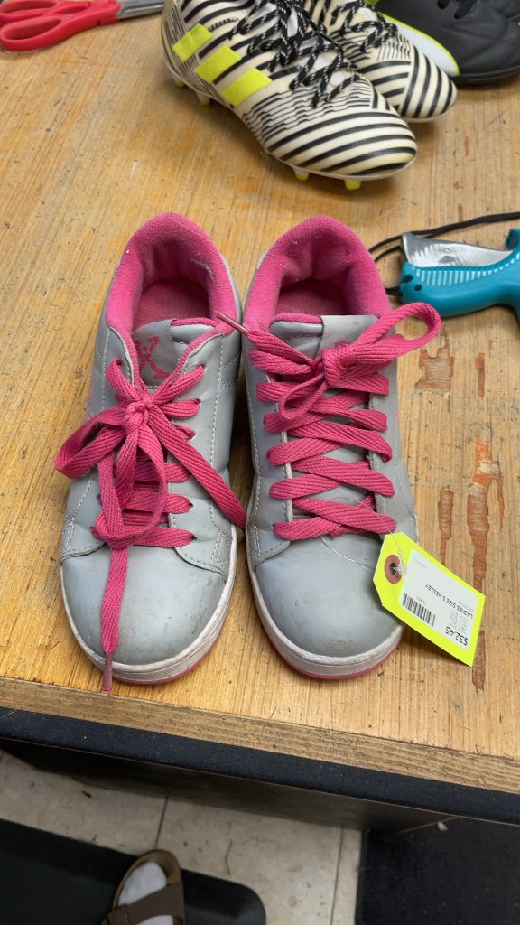 Sidewalk Sports Heelys Roller Shoes - Ladies Size 5