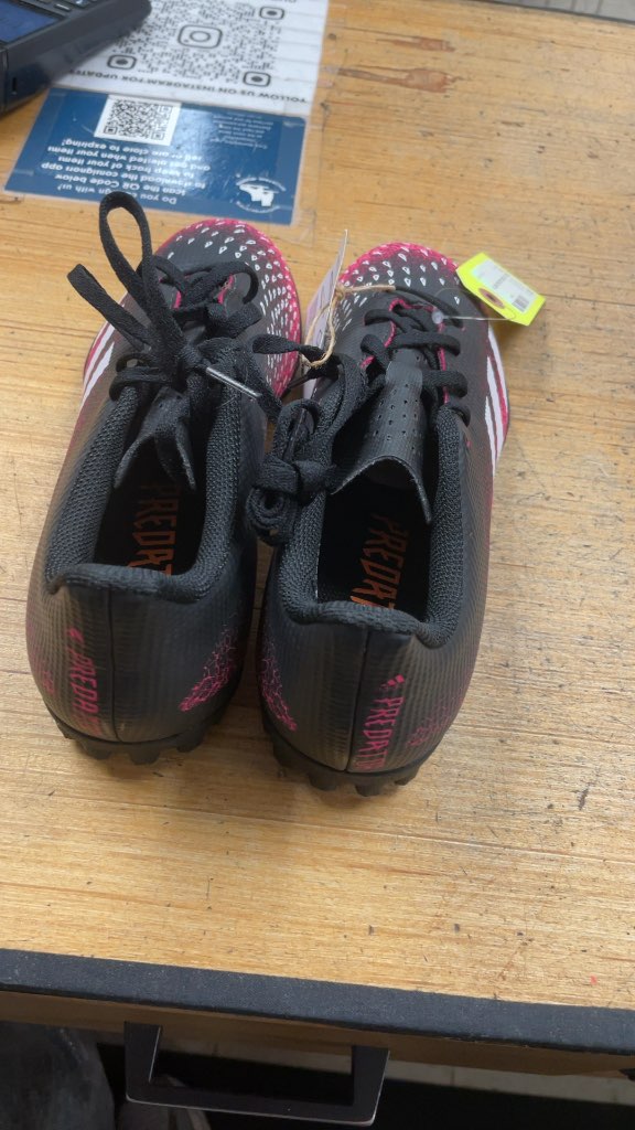 Size 6.5 Adidas Predator Freak .4 T Turf Soccer Cleats