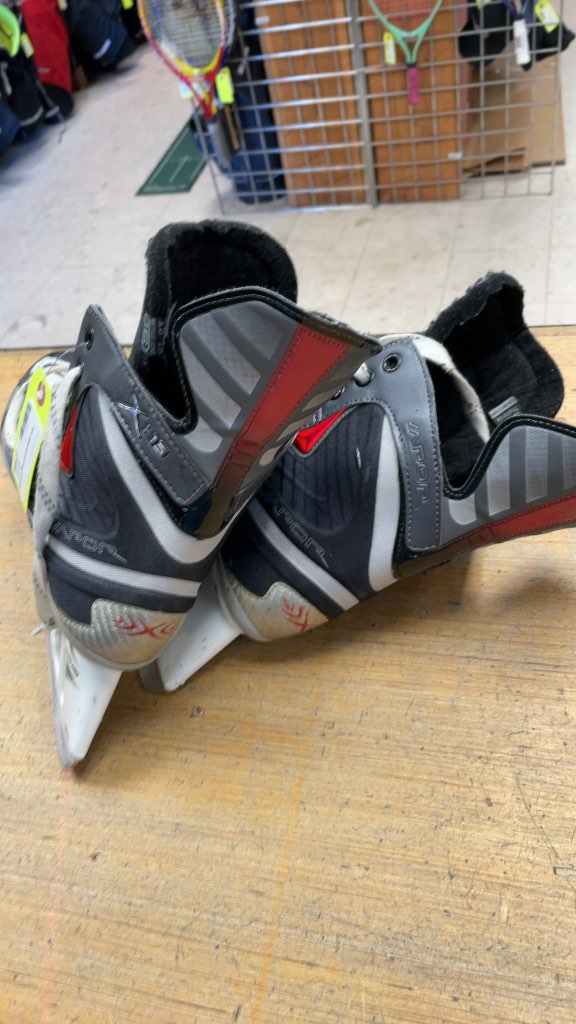 Size 9.5 Bauer Vapor X:15 Hockey Skates
