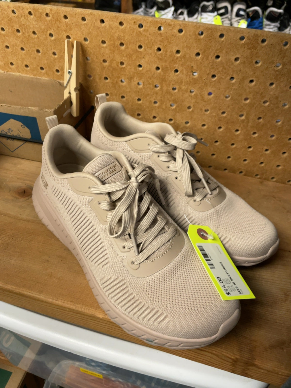 Skechers Bobs Size 10 Tan Runners