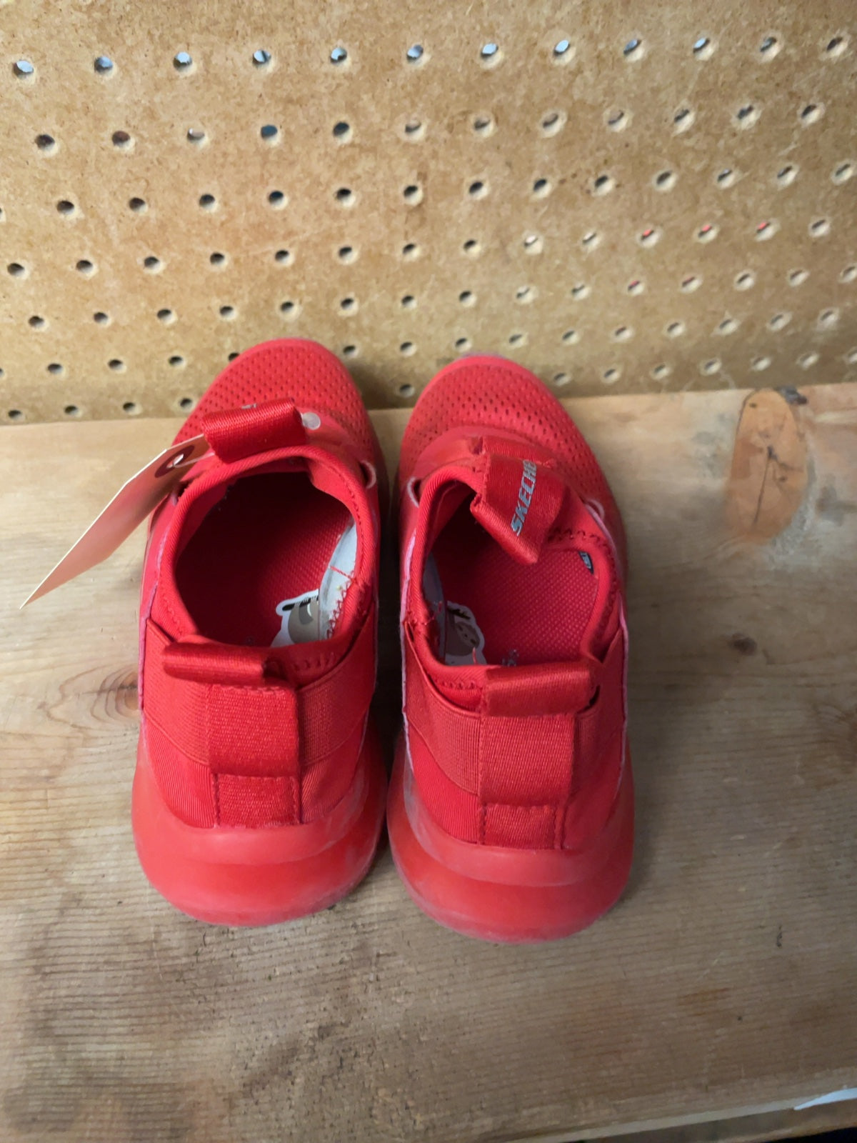 Skechers GOrun Fast Size 12.5C Red Runners