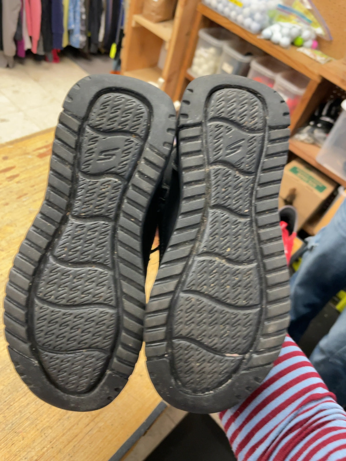 Skechers On-the-GO Joy Size 6 Waterproof Winter Boots