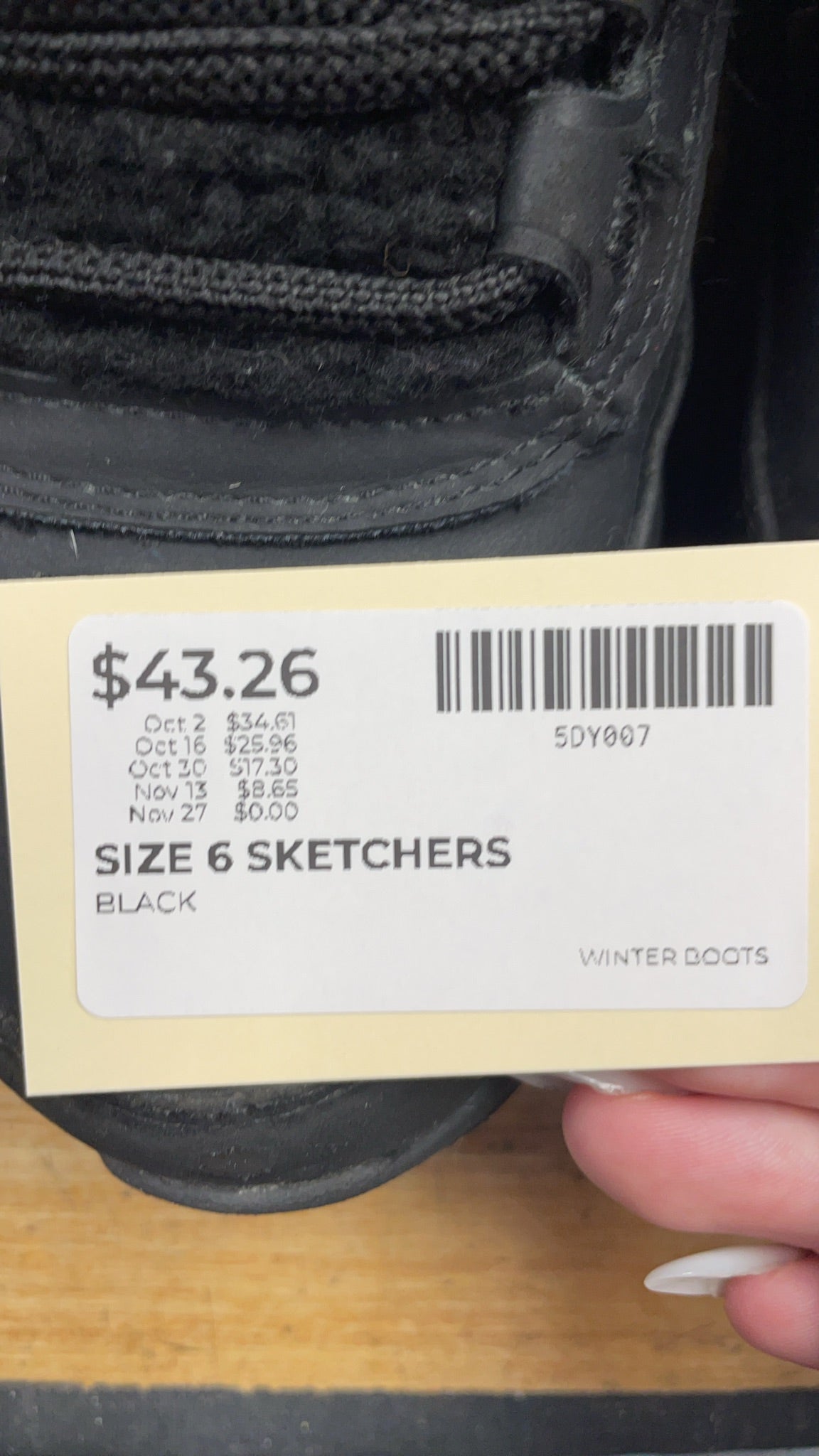 Skechers On-the-GO Joy Size 6 Waterproof Winter Boots