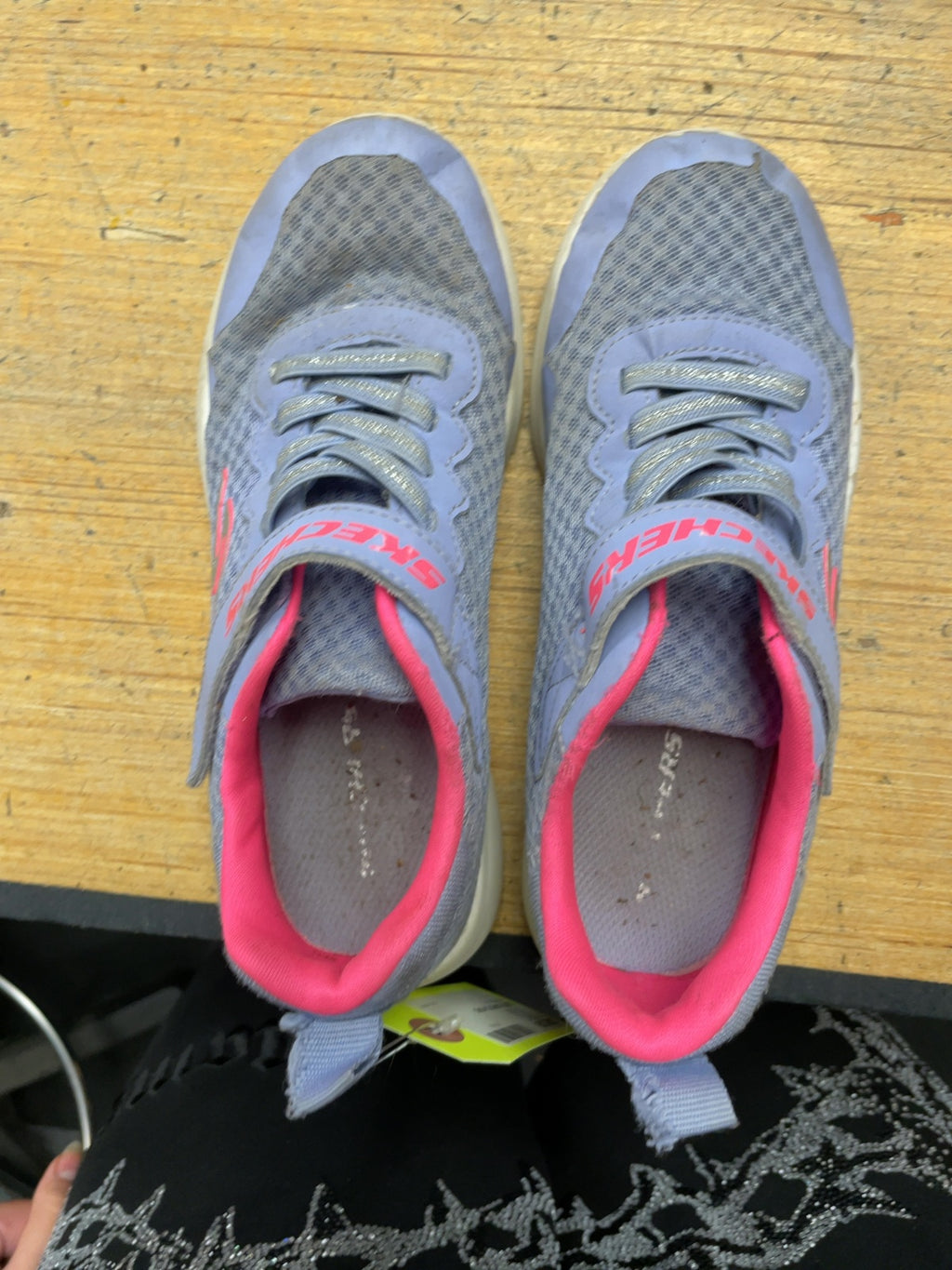 Skechers Sneakers Size 2 Purple/Pink