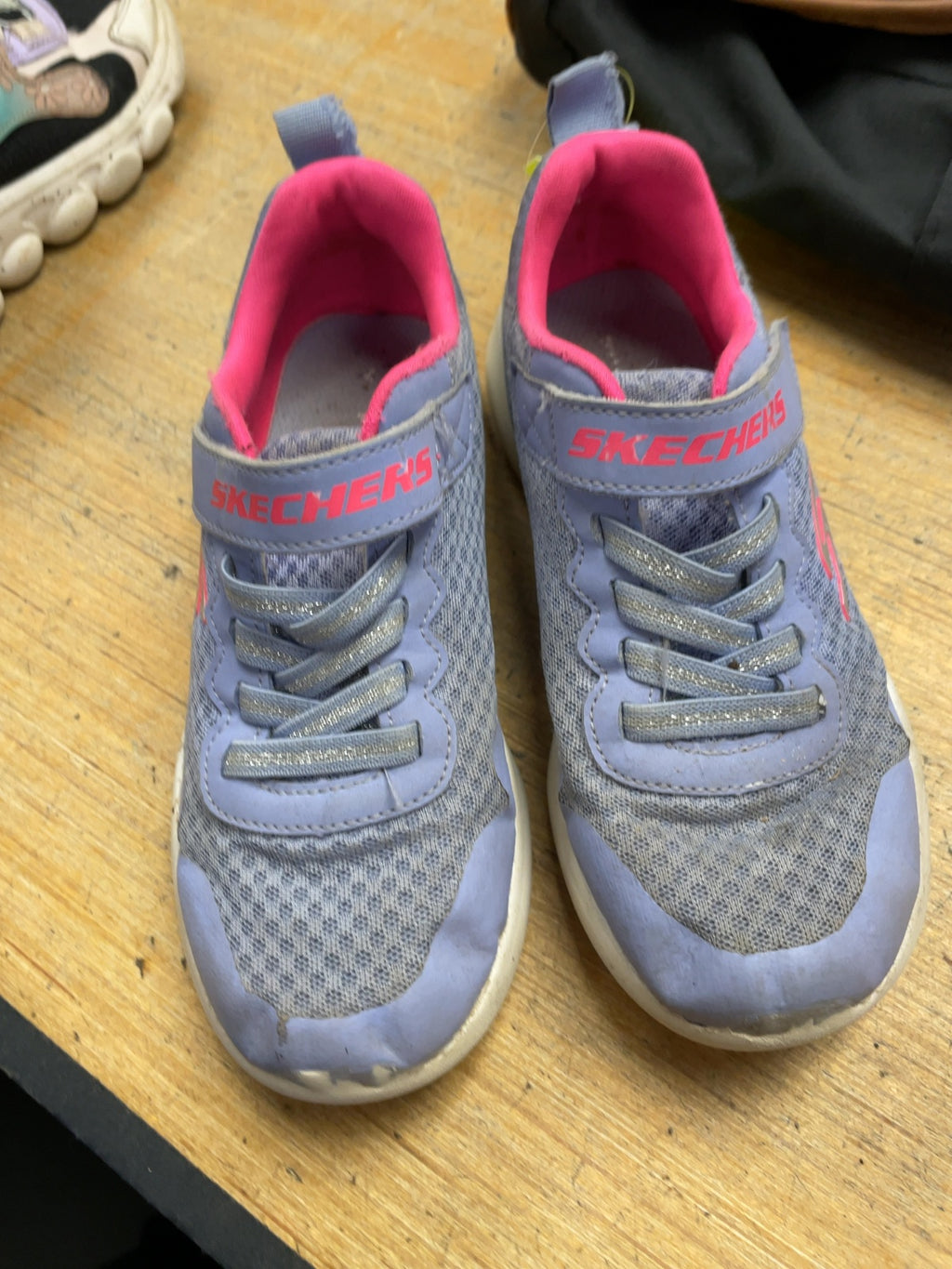 Skechers Sneakers Size 2 Purple/Pink