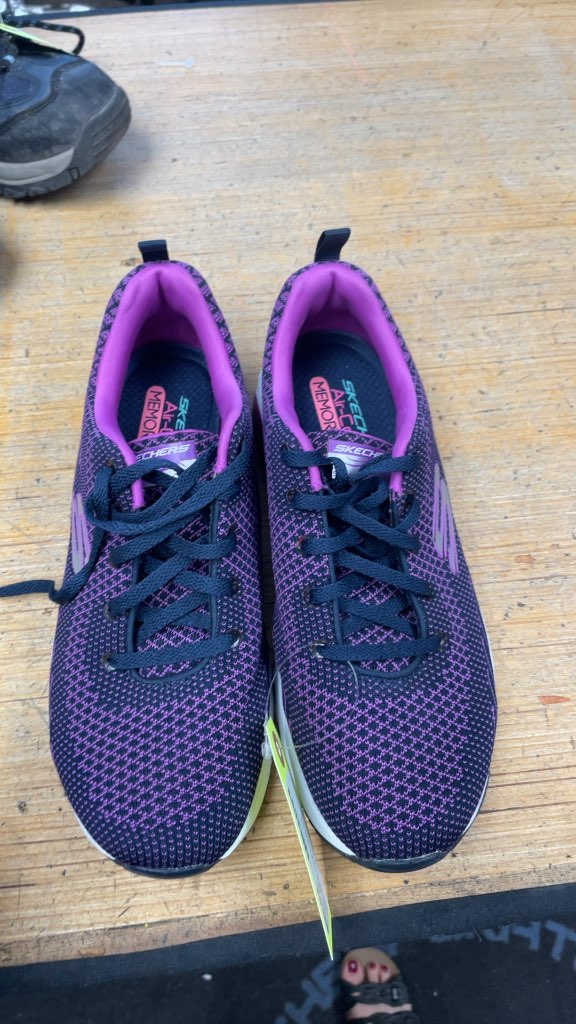 Skechers Women's Air-Cooled Memory Foam Running Shoes - Size 8