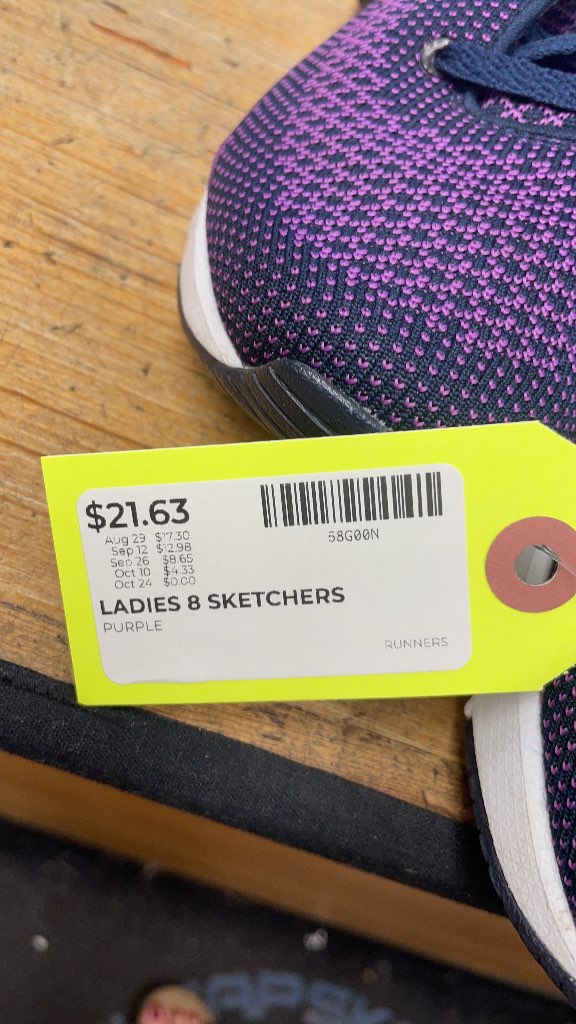 Skechers Women's Air-Cooled Memory Foam Running Shoes - Size 8