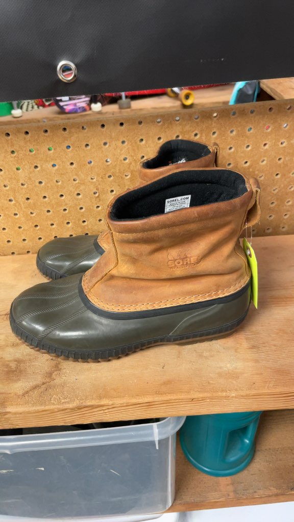 Sorel Brown Waterproof Rain Boots - Size 8