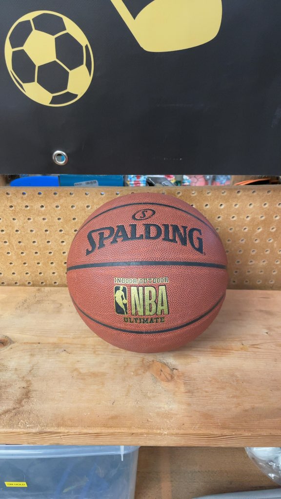Spalding NBA Ultimate Indoor/Outdoor Basketball