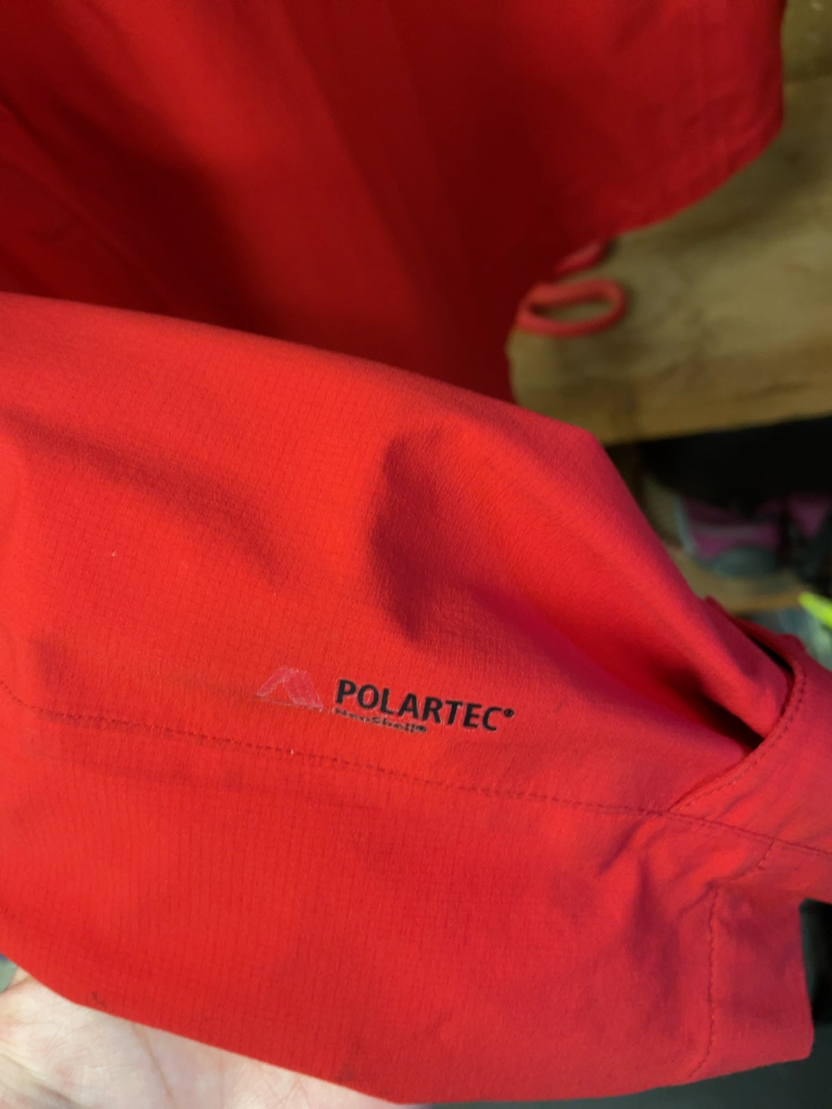 Sugoi Polartec NeoShell Size Medium Red Rain Jacket