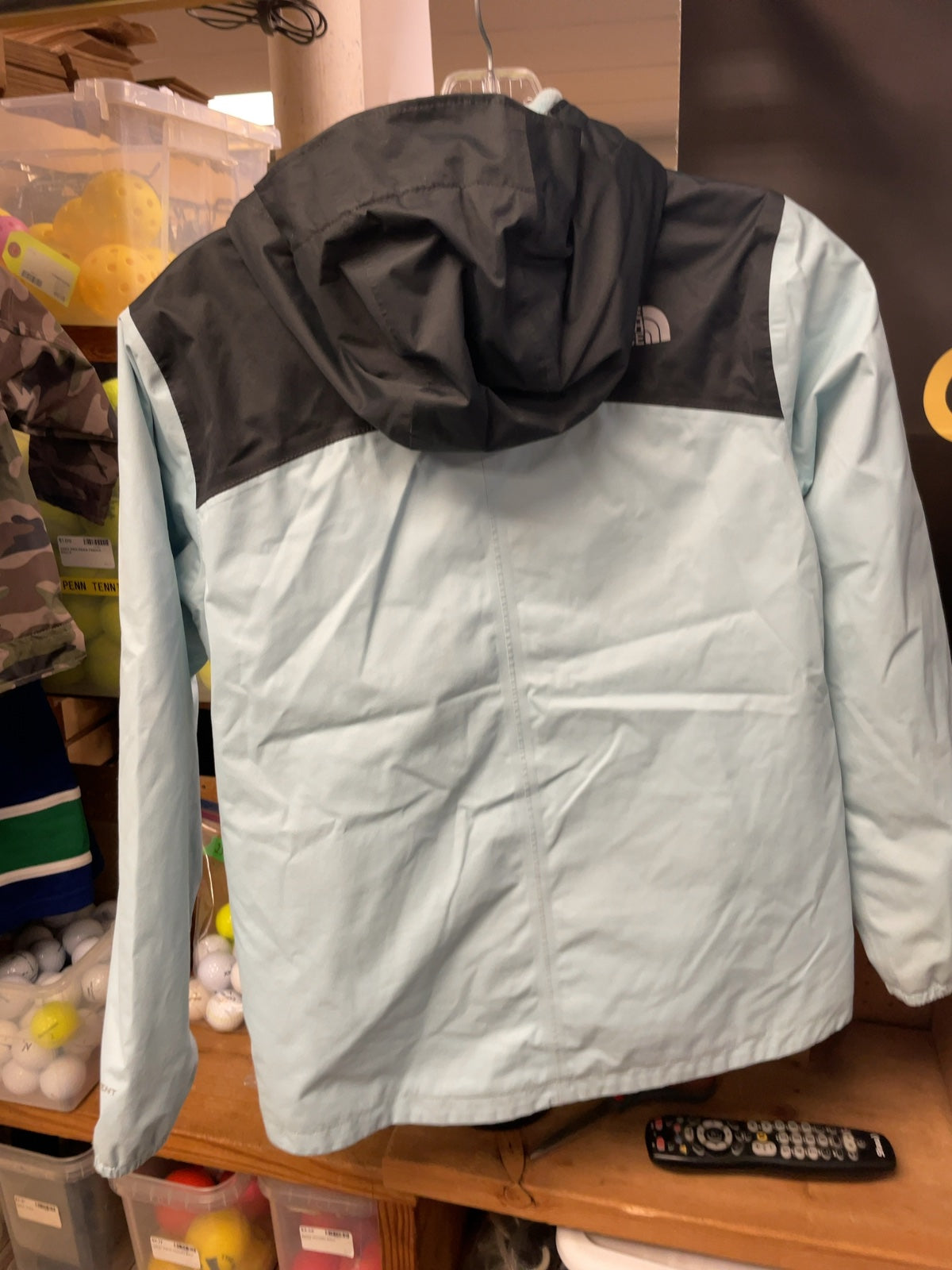 The North Face DryVent Girl's L (14/16) Rain Jacket