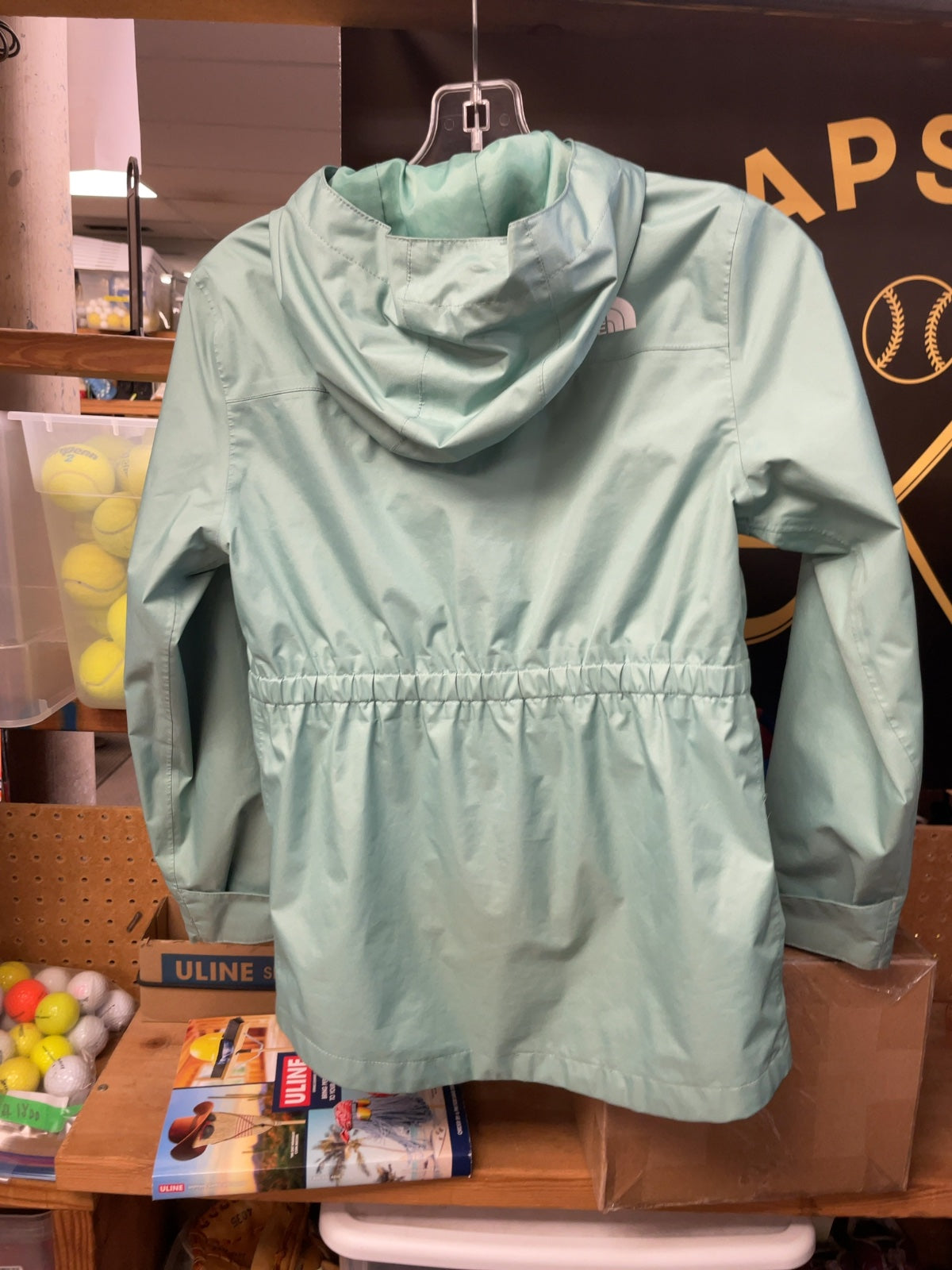 The North Face DryVent Rain Jacket Youth Girls Large