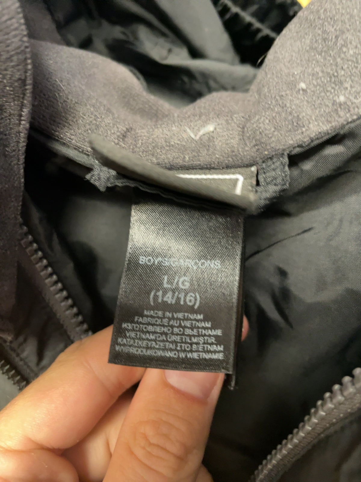 The North Face HyVent Rain Jacket Boys L (14/16) Black/Grey