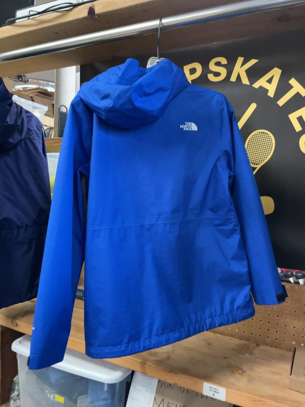 The North Face Junior Blue Rain Jacket Size 14-16