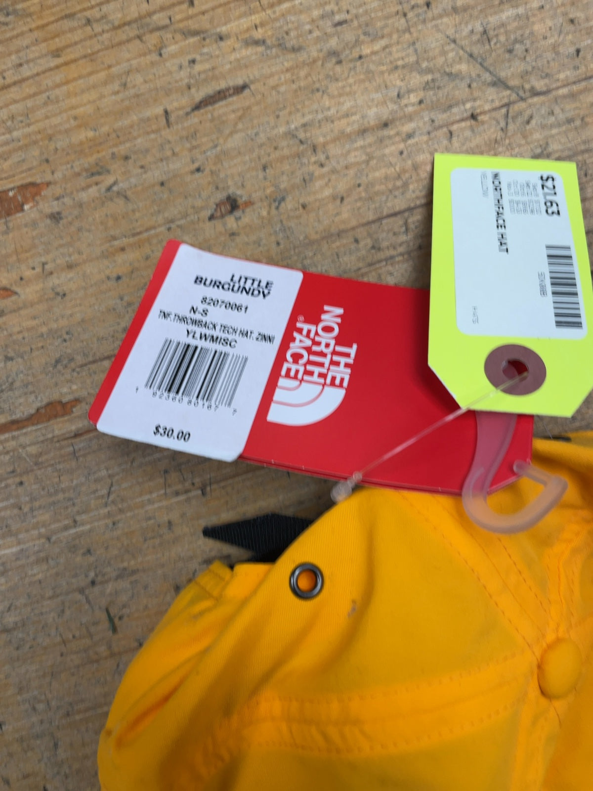 The North Face Throwback Tech Hat - Yellow