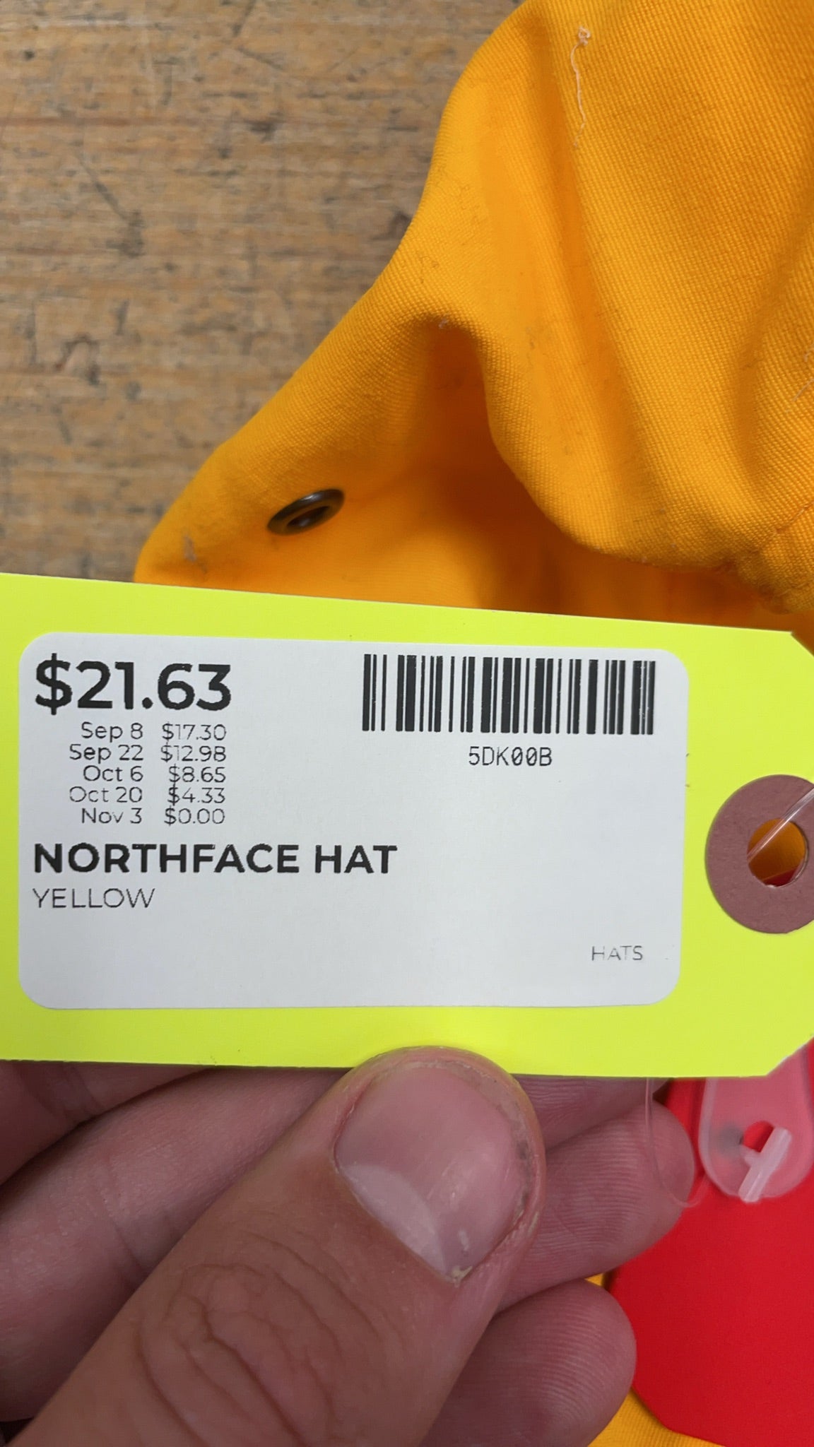The North Face Throwback Tech Hat - Yellow