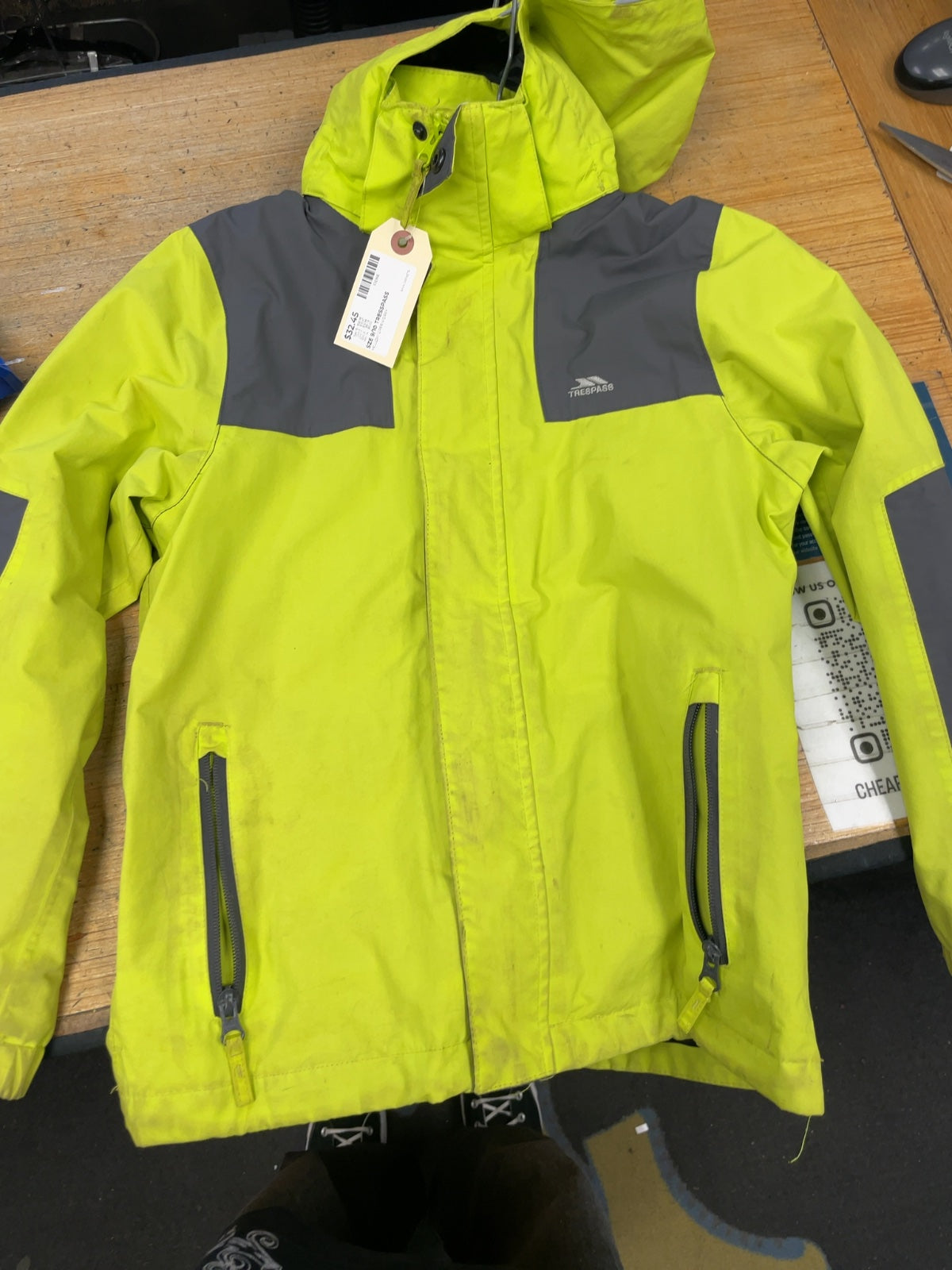 Trespass Rain Jacket 9/10 Yellow Green/Grey