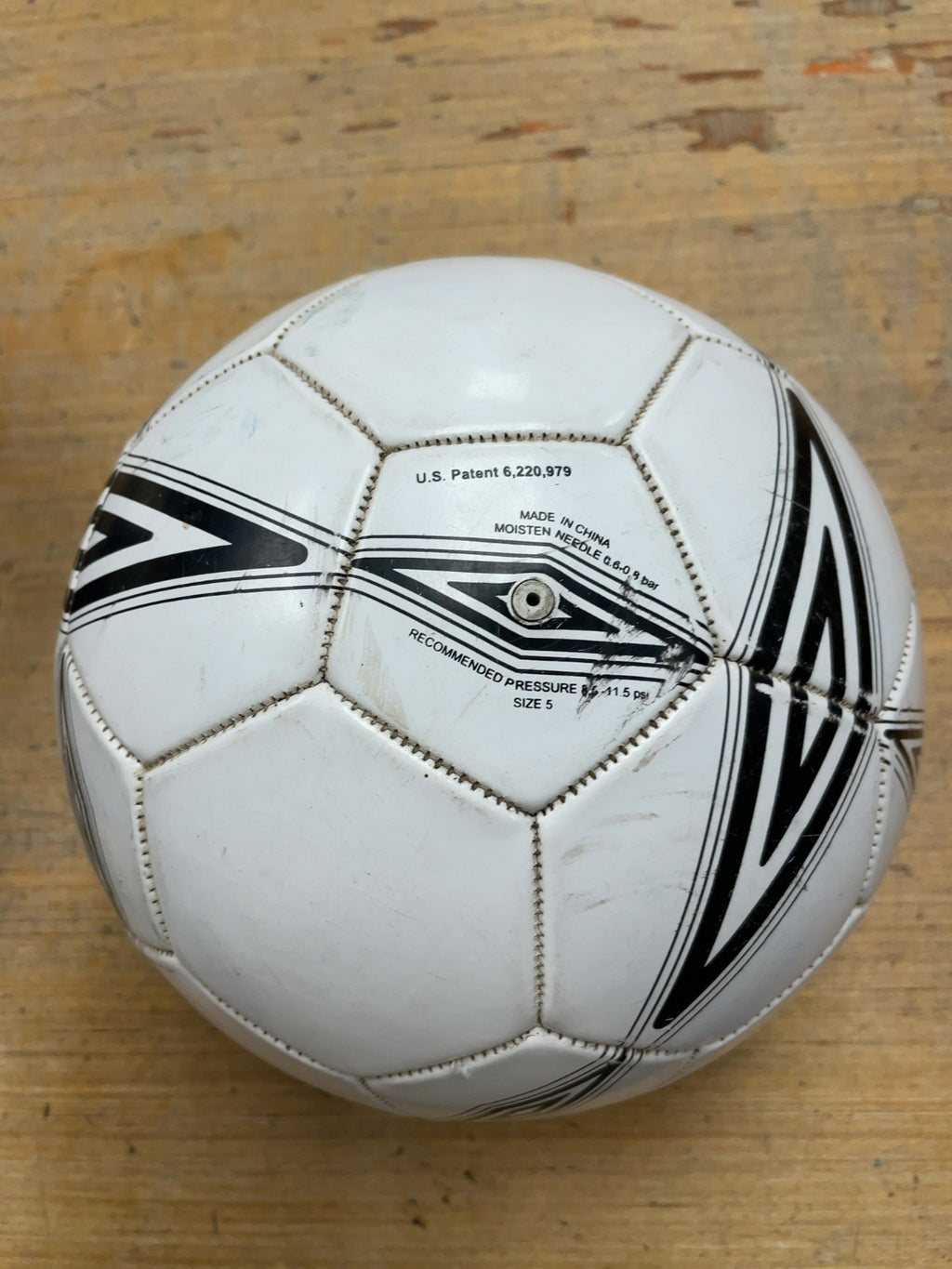 Umbro Soccer Ball Size 5 White/Black