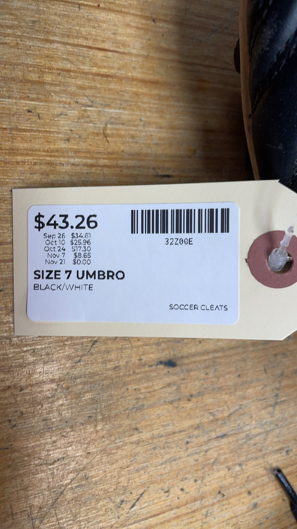 Umbro Soccer Cleats Size 7 Black/White