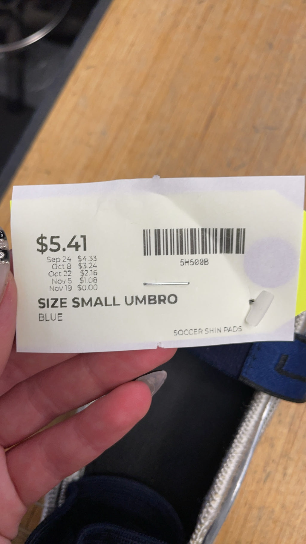 Umbro Soccer Shin Pads Small Blue