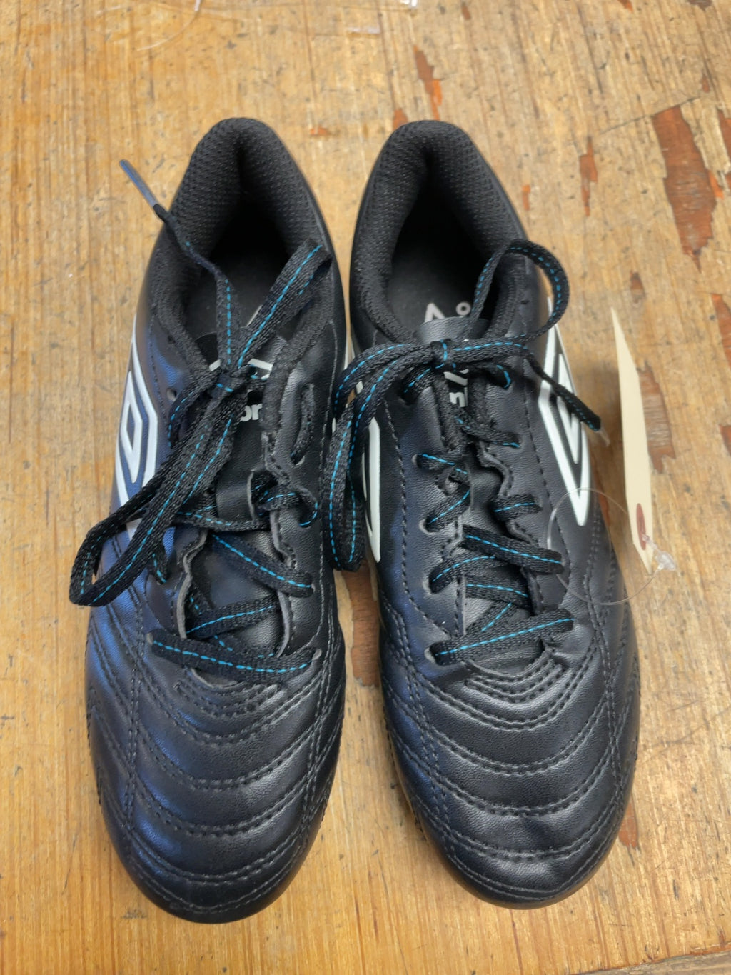 Umbro Stadia Size 2 Black and Blue Soccer Cleats