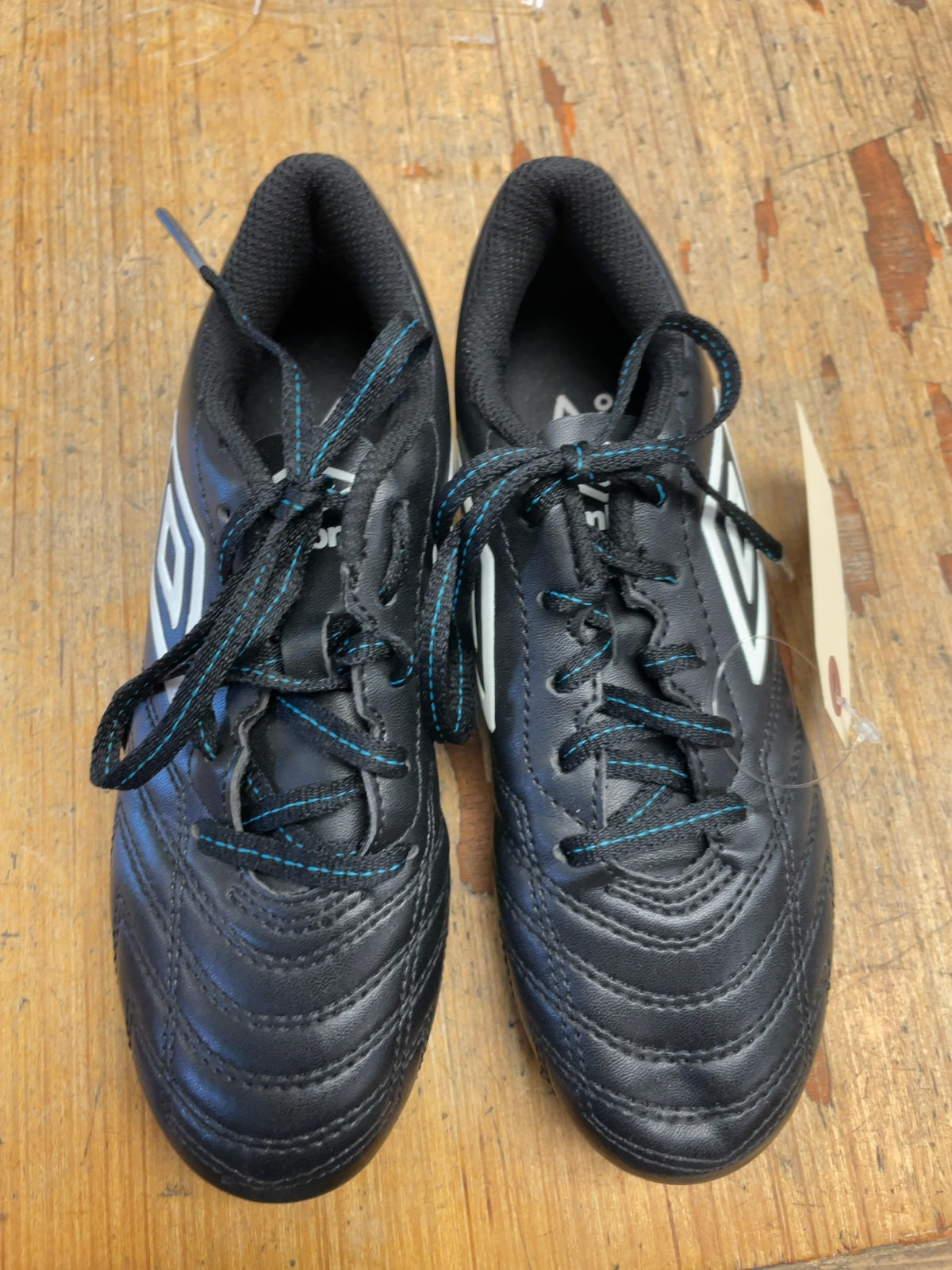 Umbro Stadia Size 2 Black and Blue Soccer Cleats