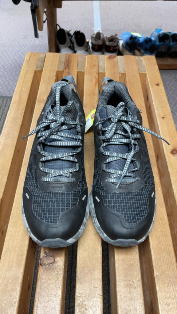 Under Armour Charged Bandit Trail Storm Sneakers - Size 10 - Grey