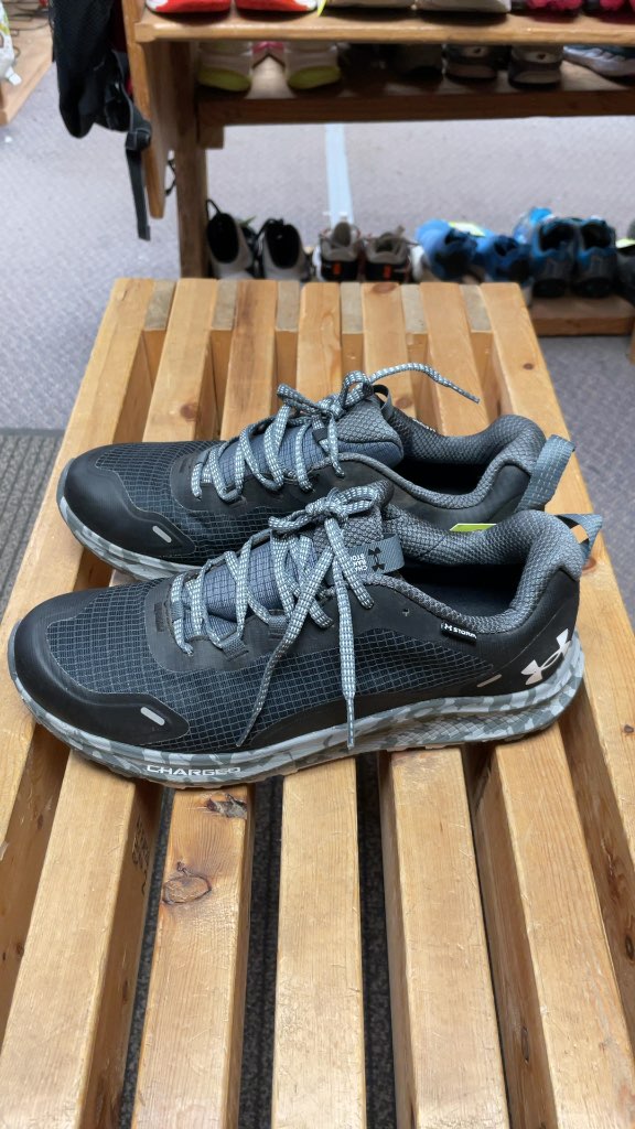 Under Armour Charged Bandit Trail Storm Sneakers - Size 10 - Grey
