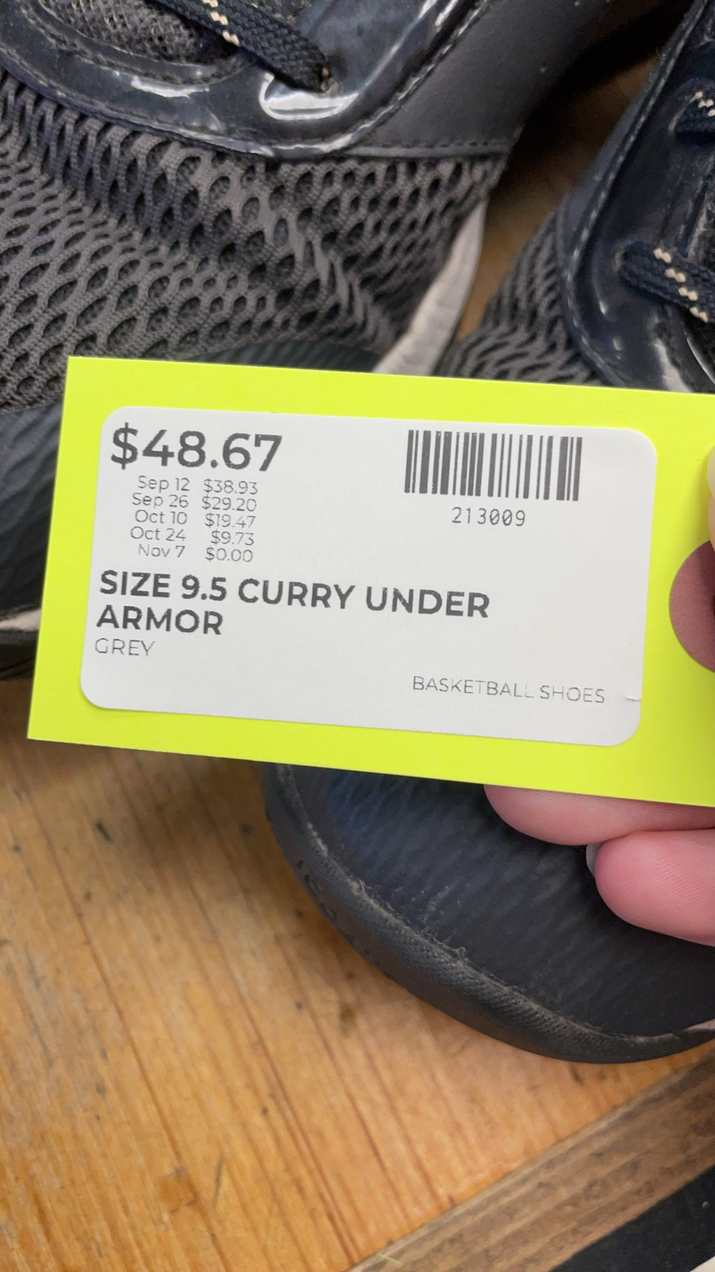 Under Armour Curry Size 9.5 Basketball Shoes