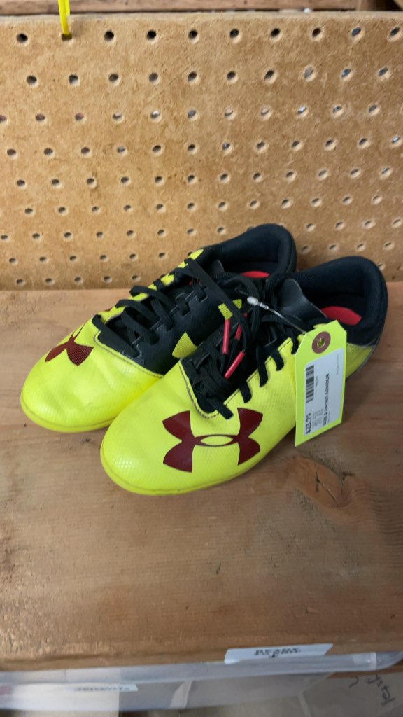 Under Armour Soccer Cleats Size 2 Yellow