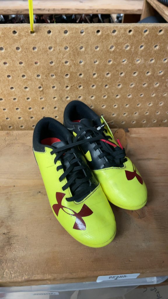 Under Armour Soccer Cleats Size 2 Yellow