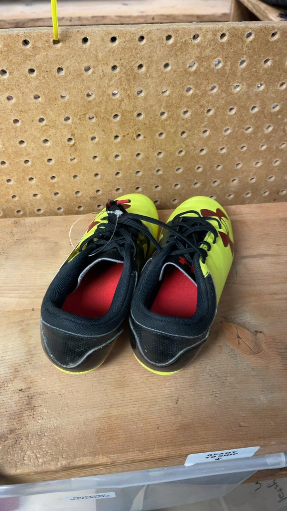 Under Armour Soccer Cleats Size 2 Yellow