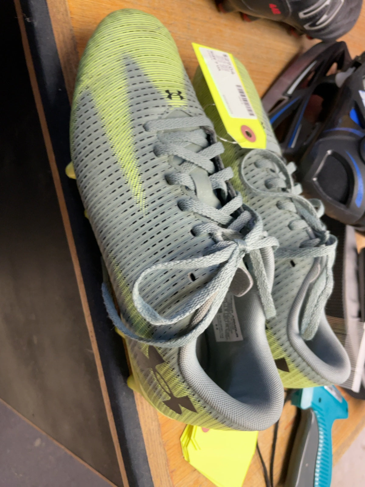 Under Armour Soccer Cleats Size 7 UA Green