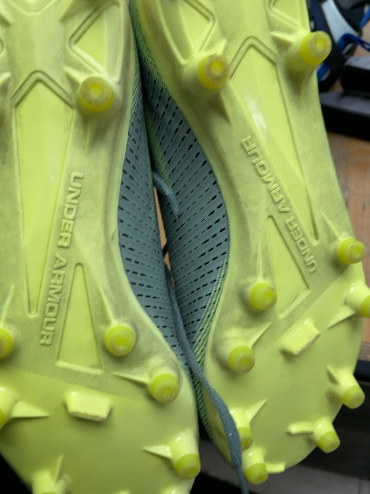 Under Armour Soccer Cleats Size 7 UA Green