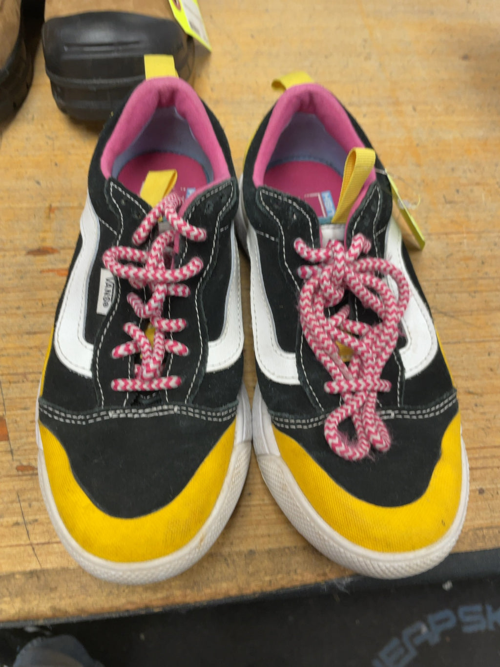Vans Ladies Multi-Color Runners - Size 5.5