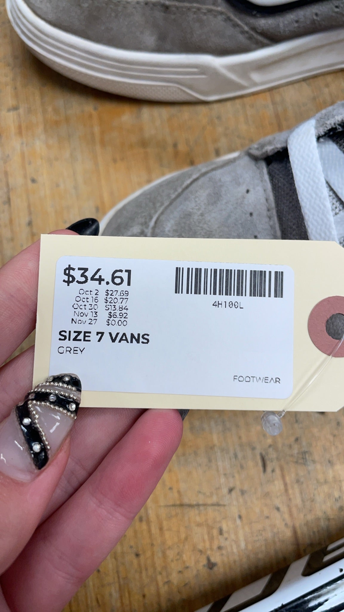 Vans Low-Top Skate Shoes Size 7 Grey