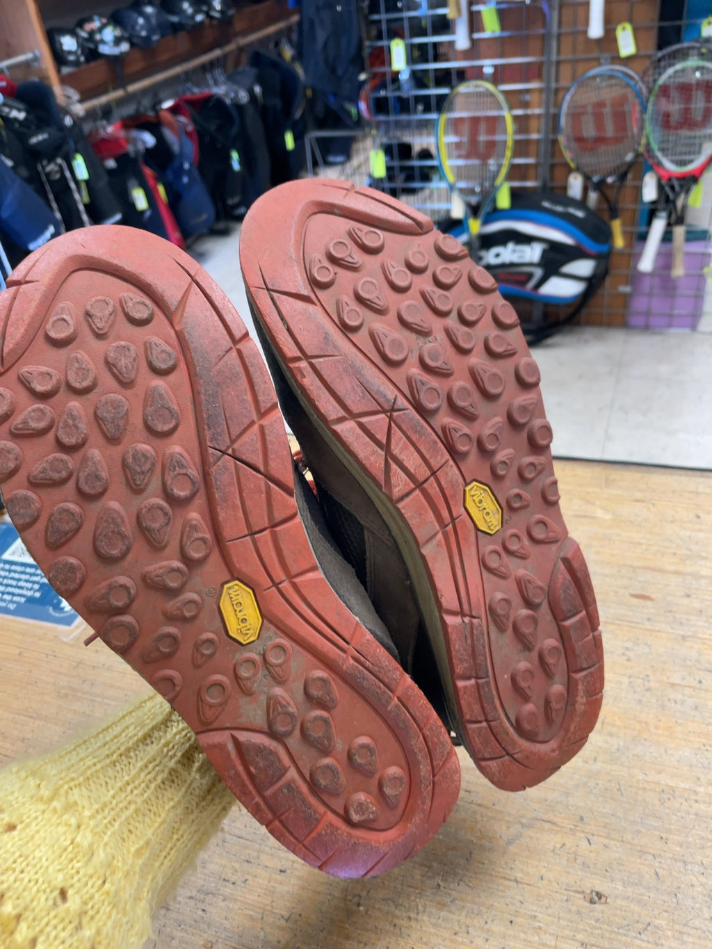 Vasque Hiking Shoes Size 10.5 Brown
